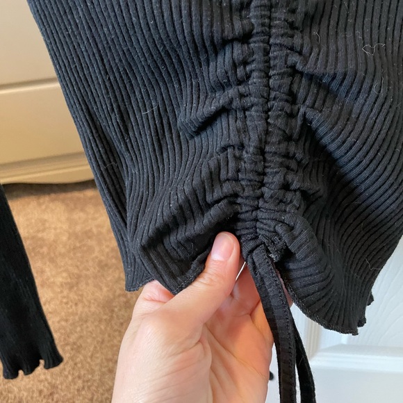 Princess Poky Crop Top - Picture 3 of 4